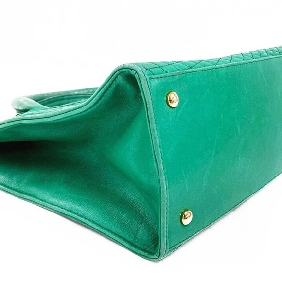 BALLY Matelasse Leather Handbag Green With Bag Used Popular Item 5244. - Picture 3 of 8